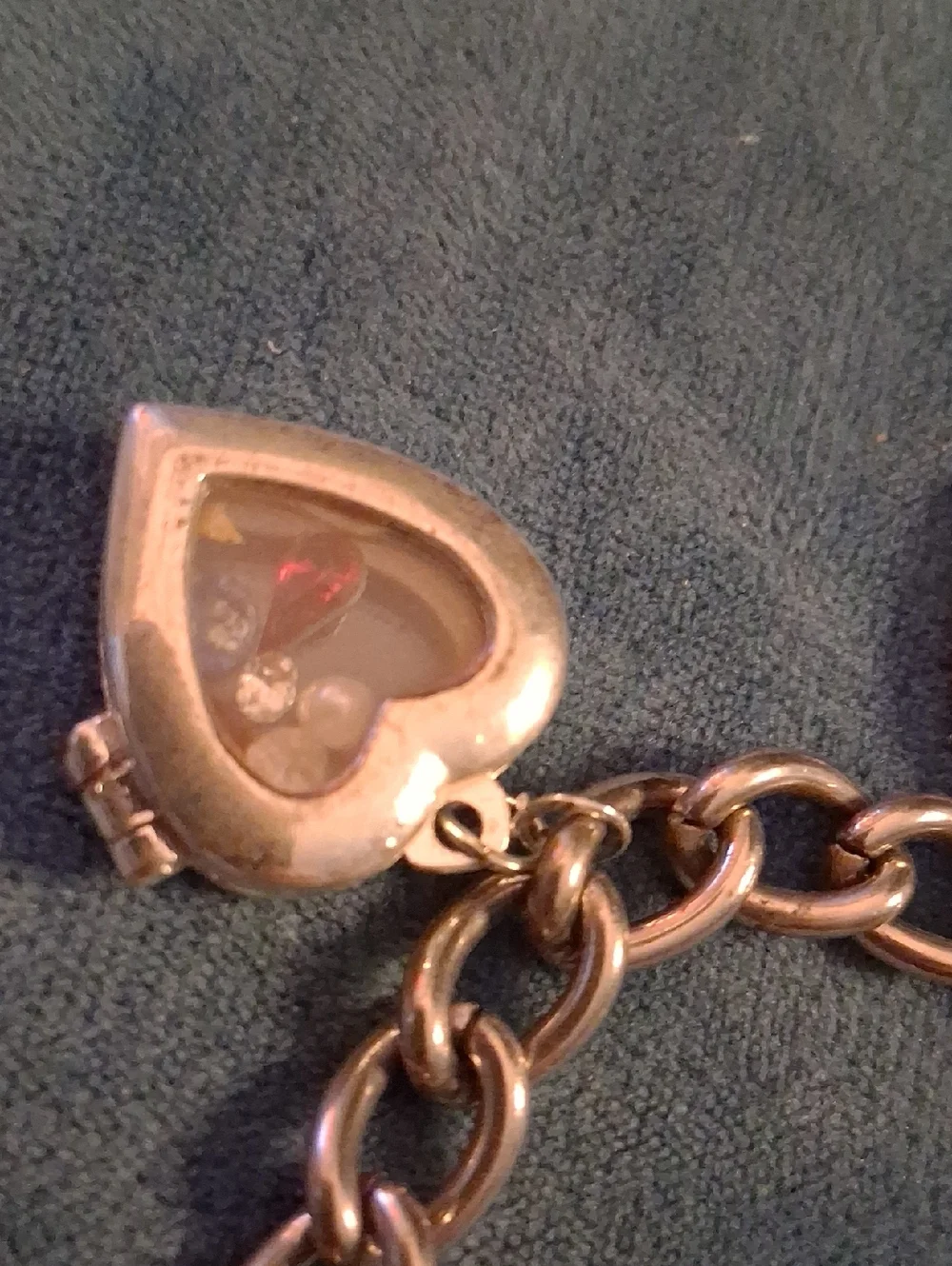 Silver Charm Bracelet with Hearts, Cross, Bible & Flag Charm Sz 8